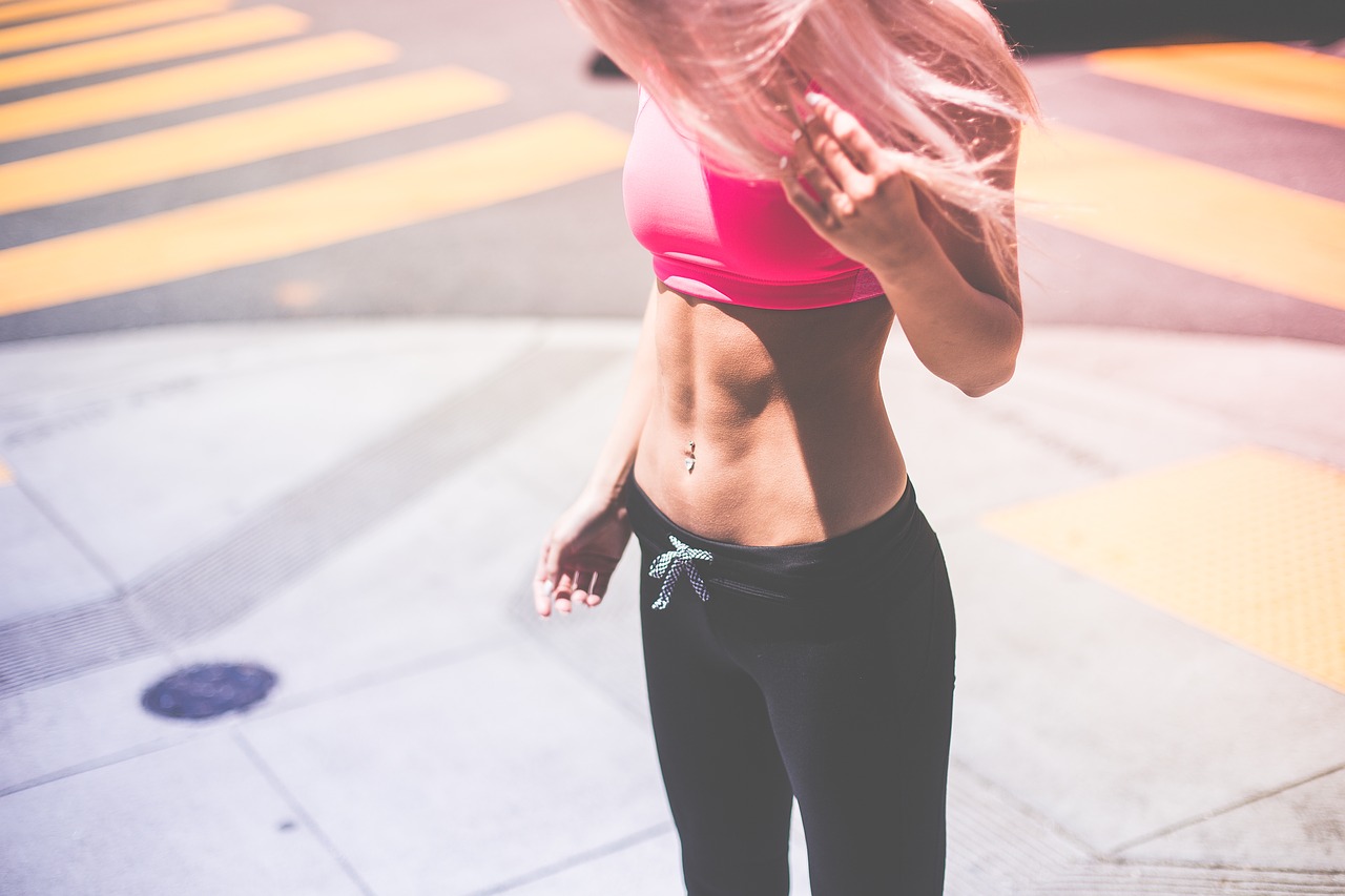 Fitness i samoakceptacja u kobiet: Jak budować pozytywny wizerunek siebie i swojego ciała